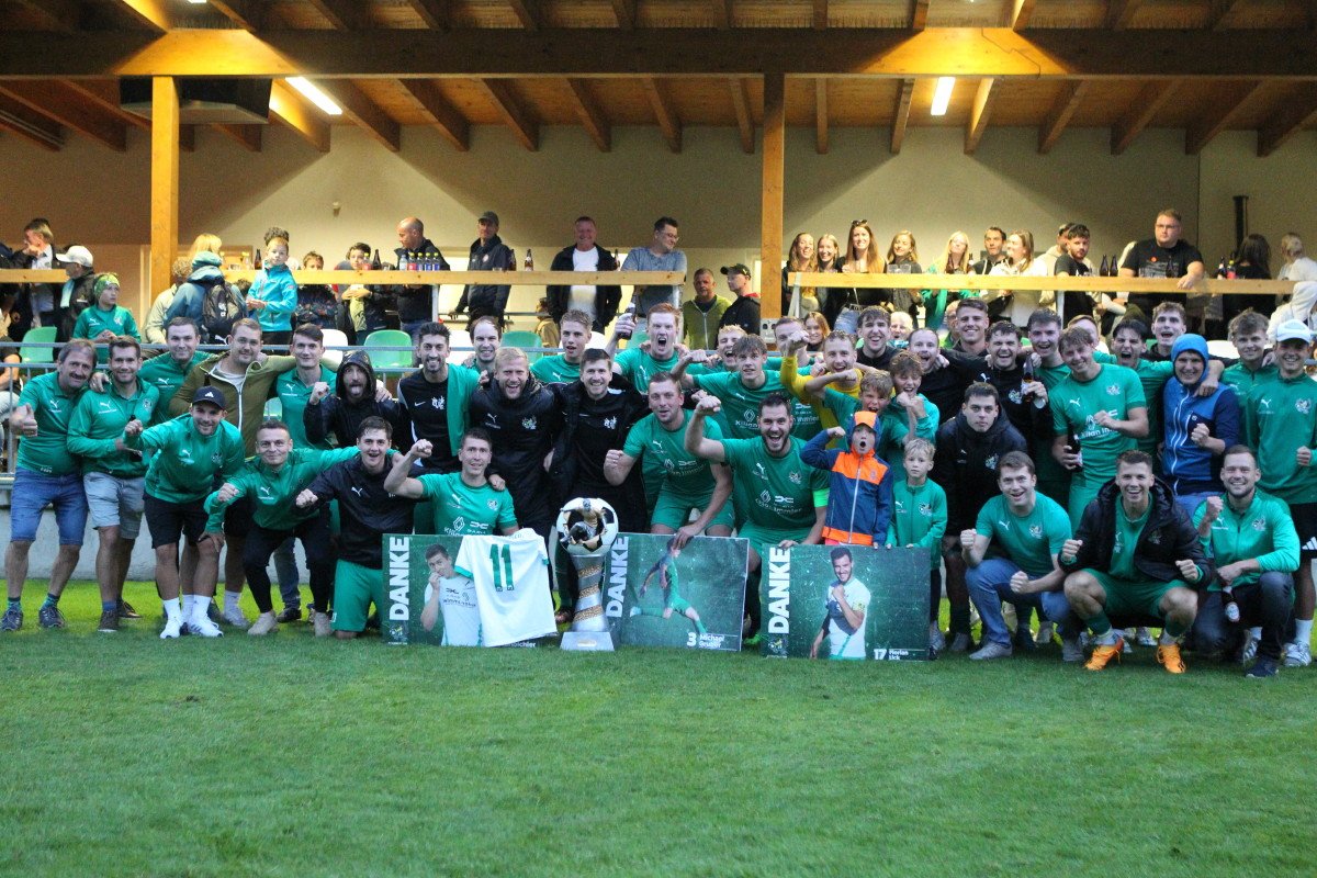 Dirndltalcup 2025 – Turniersieg beim Finale dahoam &amp; Abschiede 🤍💚