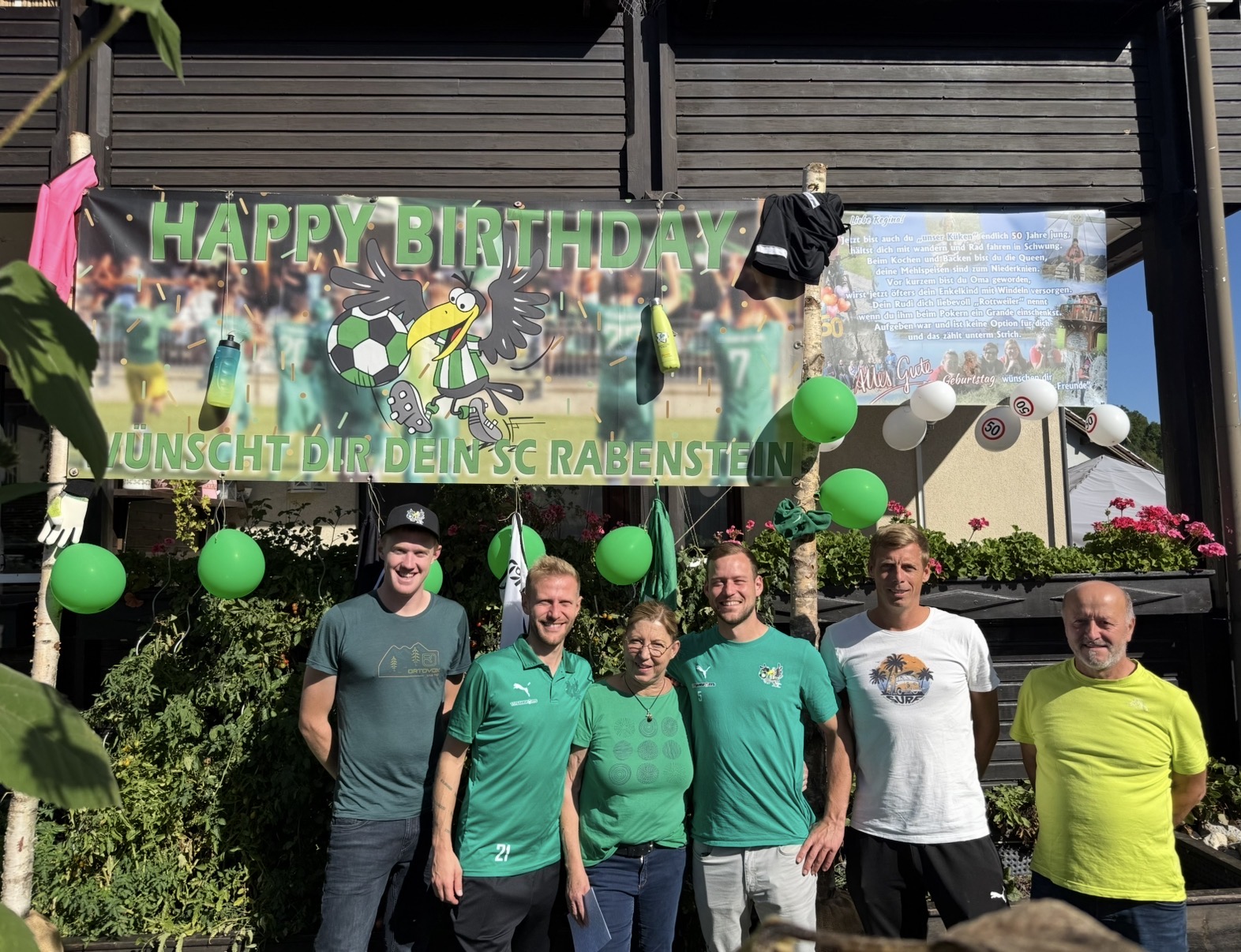 🎉 Happy 50er, liebe Regina! 🎂🥂